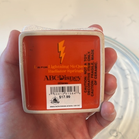 Disney Radiator Springs Lightening McQueen Box Letter L NWT - Picture 7 of 7